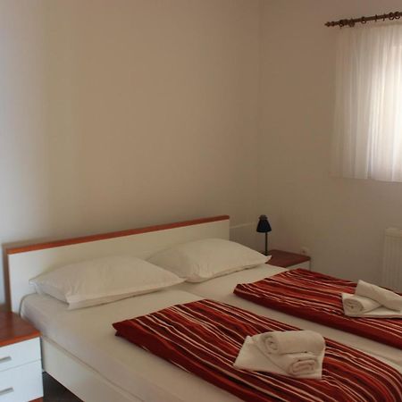 Pile Apartments 5 Omiš Dış mekan fotoğraf